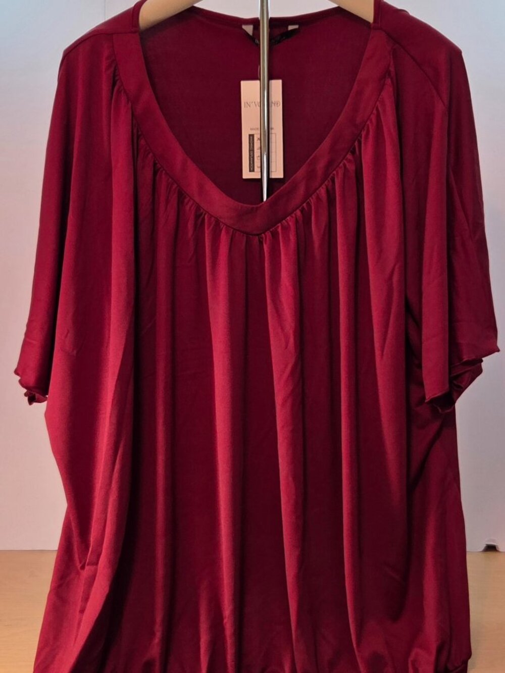 IN’VOLAND Burgundy Short Sleeve Soft Flowy Style Top, 22W, Dolman Sleeves, NWT